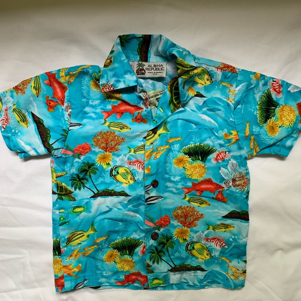 Aloha Republic Hawaiian Shirt. 100% cotton.